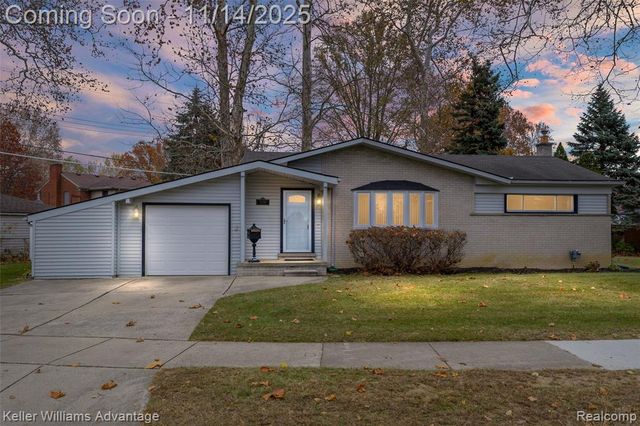 32080 Delaware Street, Livonia, MI 48150