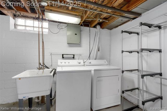 32080 Delaware Street, Livonia, MI 48150