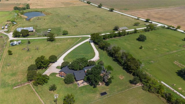 338 HCR-2124 Loop, Whitney, TX 76692