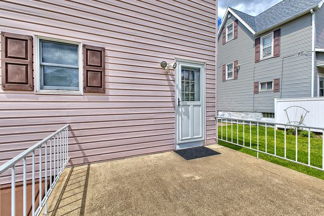 213 Chestnut STREET, Latrobe, PA 15650