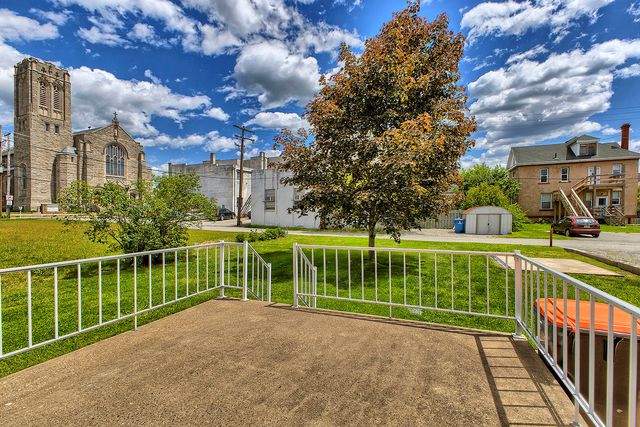 213 Chestnut STREET, Latrobe, PA 15650