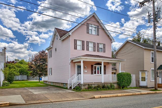 213 Chestnut STREET, Latrobe, PA 15650