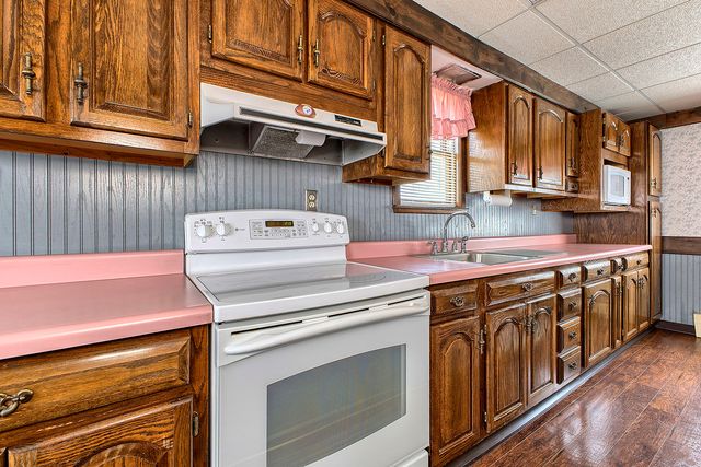 213 Chestnut STREET, Latrobe, PA 15650