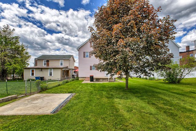 213 Chestnut STREET, Latrobe, PA 15650