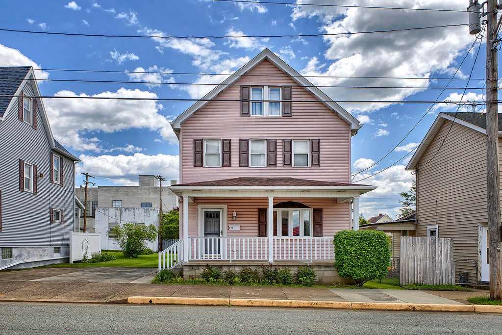 213 Chestnut STREET, Latrobe, PA 15650