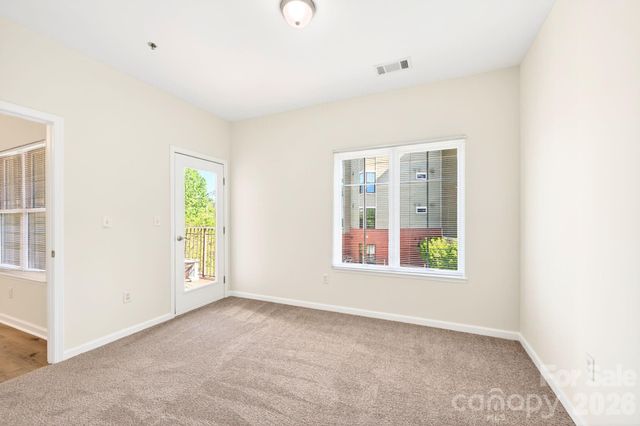 64 Clingman Avenue 202, Asheville, NC 28801