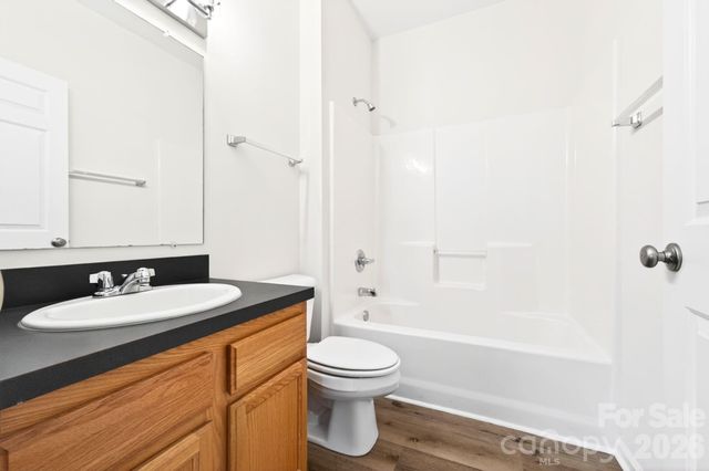 64 Clingman Avenue 202, Asheville, NC 28801