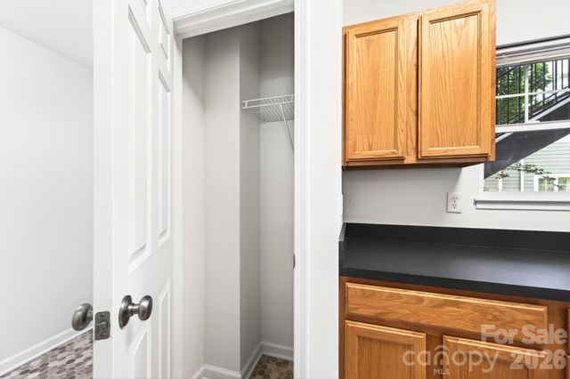 64 Clingman Avenue 202, Asheville, NC 28801