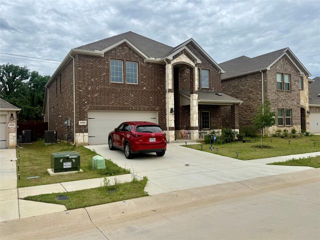 4013 Silver Chute Avenue, Aubrey, TX 76227