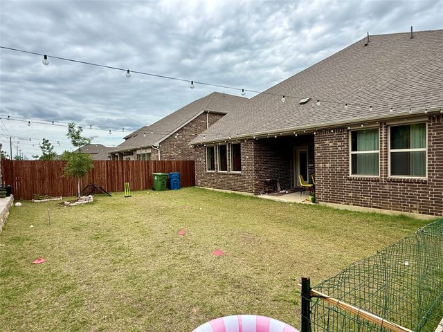 4013 Silver Chute Avenue, Aubrey, TX 76227