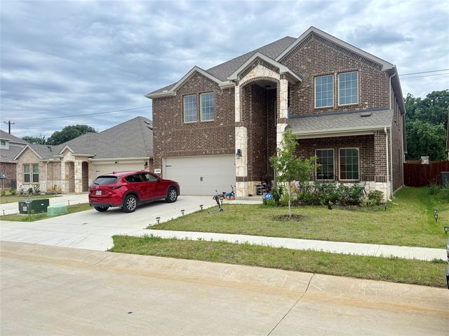 4013 Silver Chute Avenue, Aubrey, TX 76227