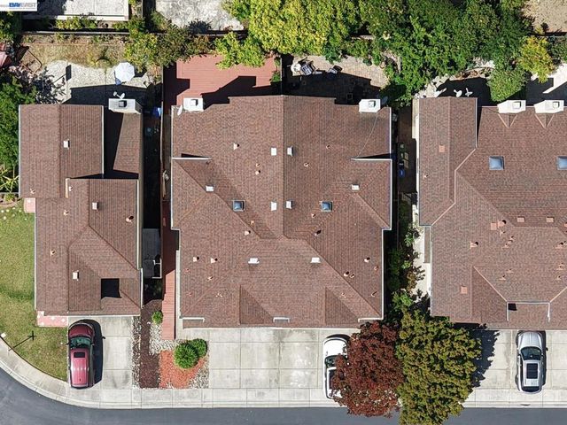 34769 Comstock Cmn, Fremont, CA 94555