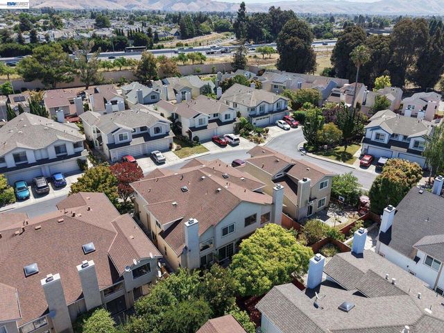 34769 Comstock Cmn, Fremont, CA 94555