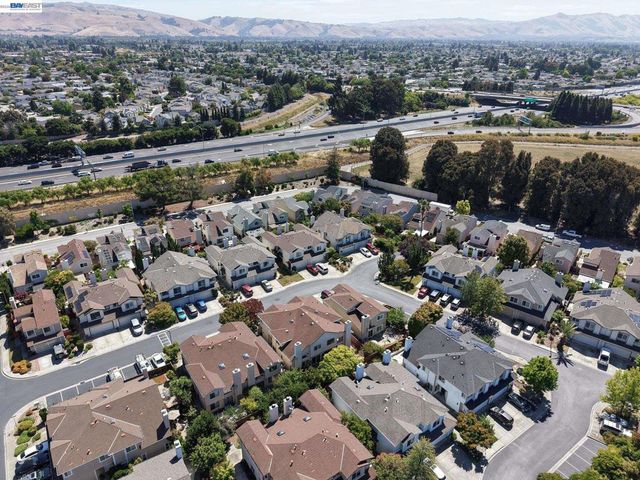 34769 Comstock Cmn, Fremont, CA 94555