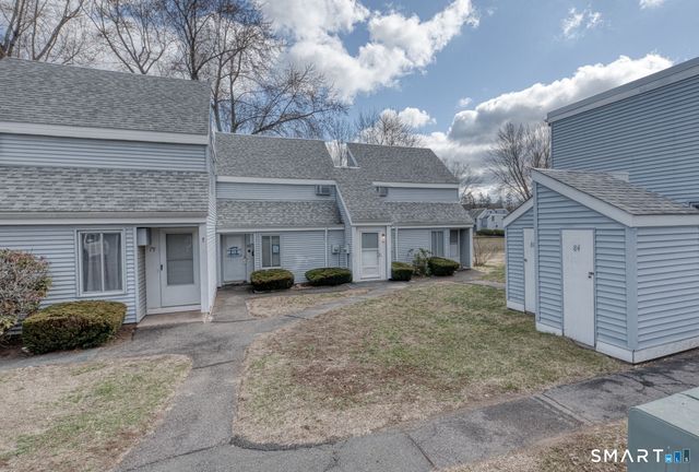 82 Cinnamon Springs 82, South Windsor, CT 06074