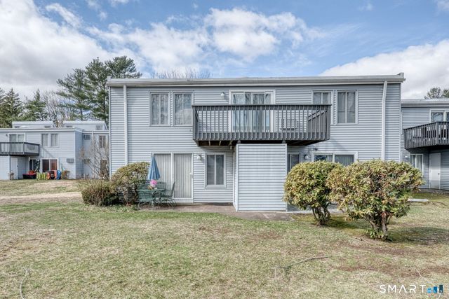 82 Cinnamon Springs 82, South Windsor, CT 06074