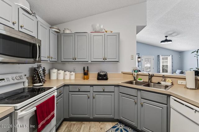 1649 SUGARPINE Drive, Middleburg, FL 32068