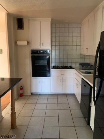 39 E 39Th St 2L, Paterson City, NJ 07514