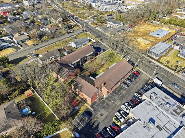 297 Merrick Road D 1, Amityville, NY 11701
