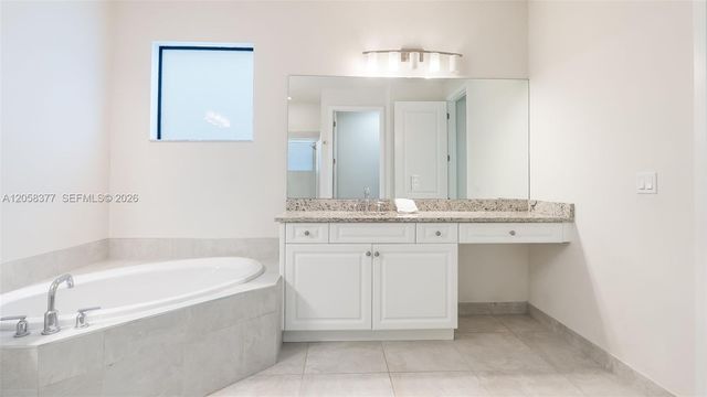 7295 Stella Ln, Lake Worth, FL 33463