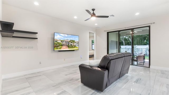 7295 Stella Ln, Lake Worth, FL 33463