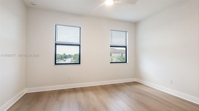 7295 Stella Ln, Lake Worth, FL 33463