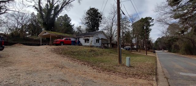 607 Elm Street, Camden, AR 71701