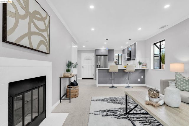 210 Chatham Ct, Pacheco, CA 94553