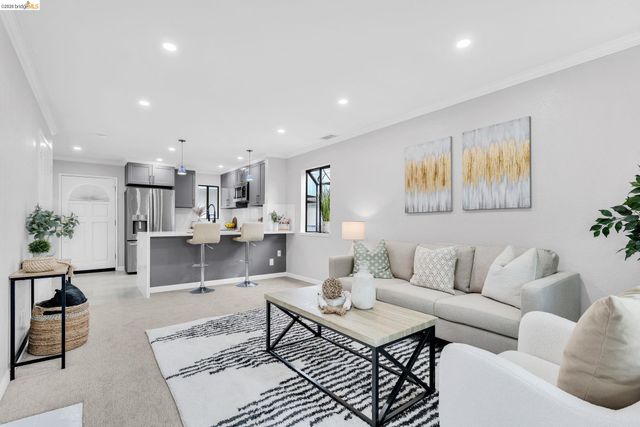 210 Chatham Ct, Pacheco, CA 94553