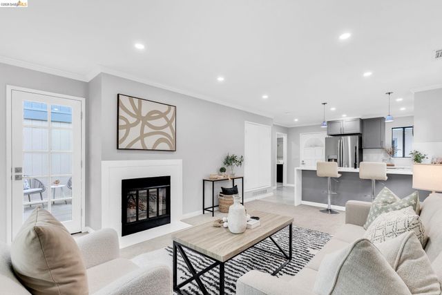 210 Chatham Ct, Pacheco, CA 94553