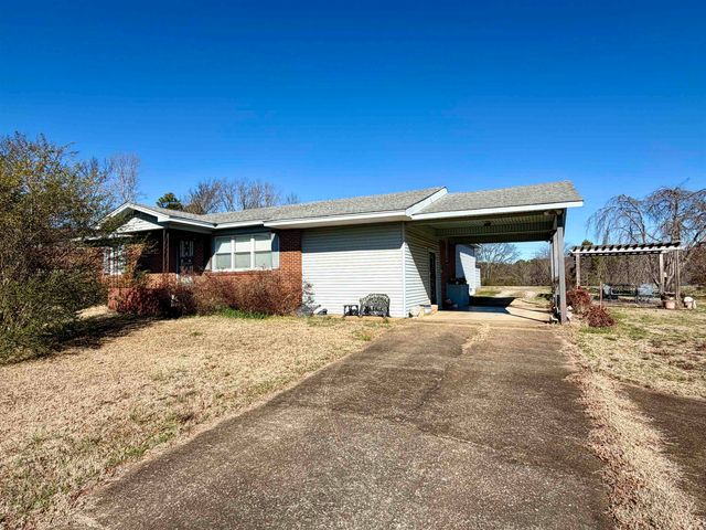 254 MICHIE RD, Michie, TN 38357