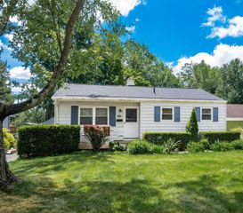 1639 E Cooke Road, Columbus, OH 43224