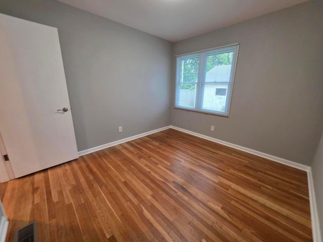 40 N Gould Road, Columbus, OH 43209