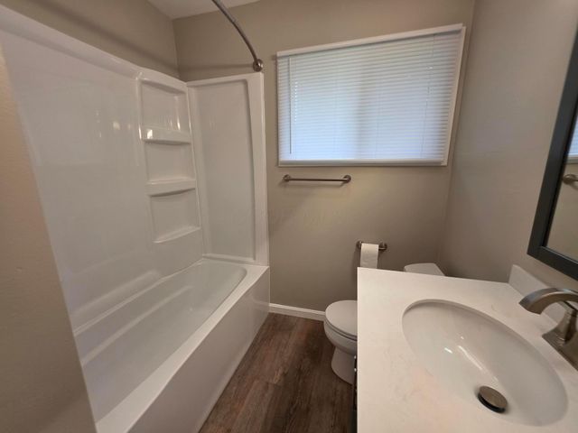 40 N Gould Road, Columbus, OH 43209