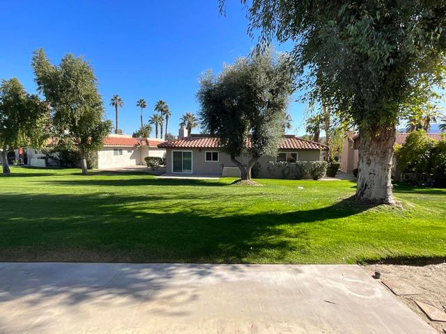 75325 Pino Drive, Palm Desert, CA 92211
