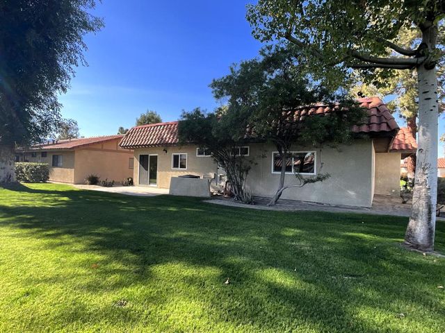 75325 Pino Drive, Palm Desert, CA 92211