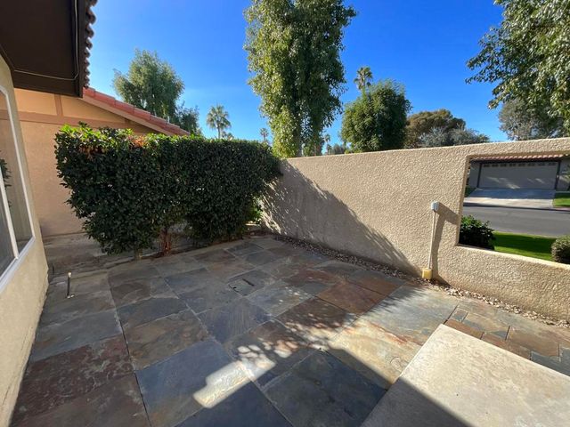 75325 Pino Drive, Palm Desert, CA 92211
