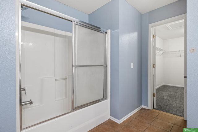 2410 S River Rock Drive, Papillion, NE 68046