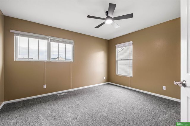 2410 S River Rock Drive, Papillion, NE 68046