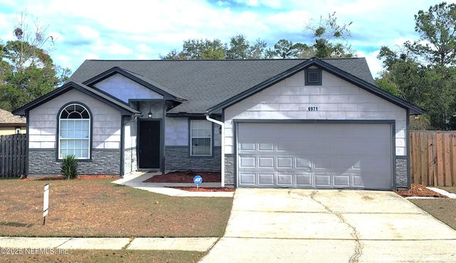 6971 HUNTINGTON WOODS Circle W, Jacksonville, FL 32244