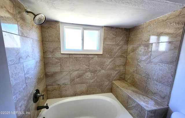 6971 HUNTINGTON WOODS Circle W, Jacksonville, FL 32244