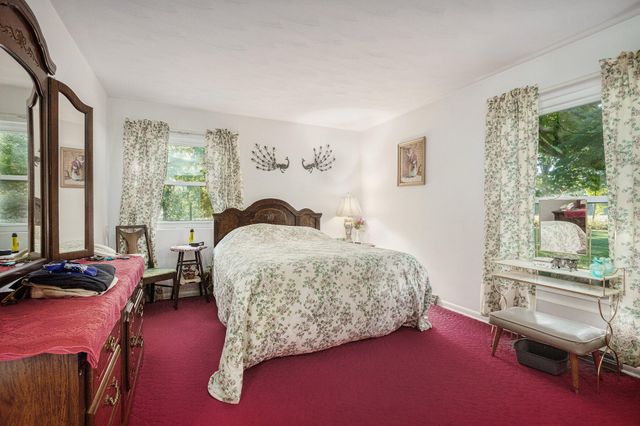 27832 Corwin Street, Wayne Twp, MI 49047