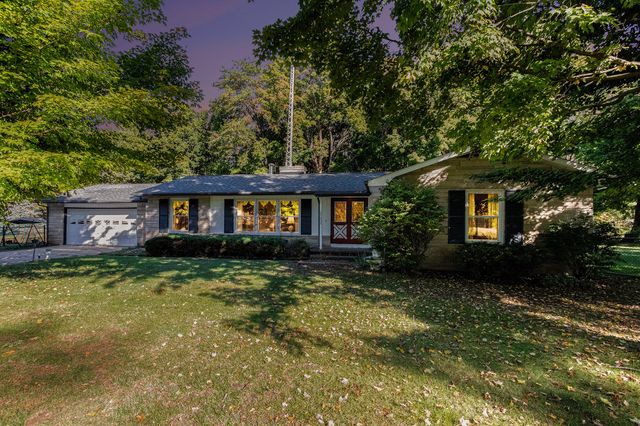 27832 Corwin Street, Wayne Twp, MI 49047