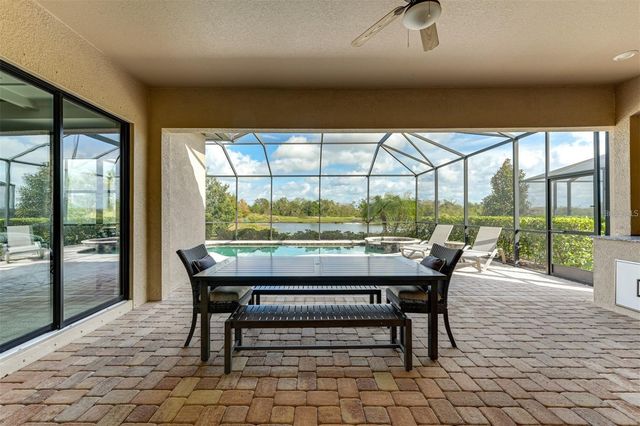 5803 CESSNA RUN, Bradenton, FL 34211