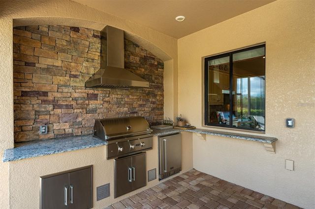 5803 CESSNA RUN, Bradenton, FL 34211