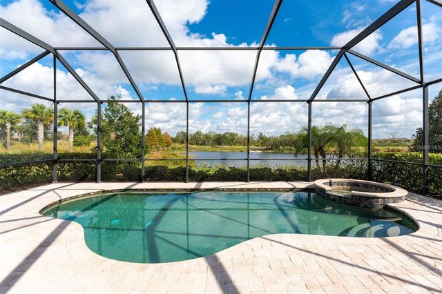 5803 CESSNA RUN, Bradenton, FL 34211
