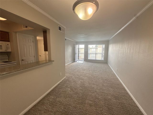 7315 Brompton Rd Street 342A, Houston, TX 77025