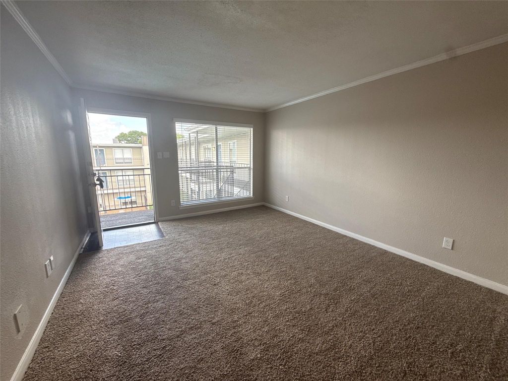 7315 Brompton Rd Street 342A, Houston, TX 77025