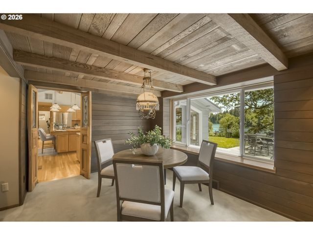 1250 Se RIVER FOREST Ln, Milwaukie, OR 97267