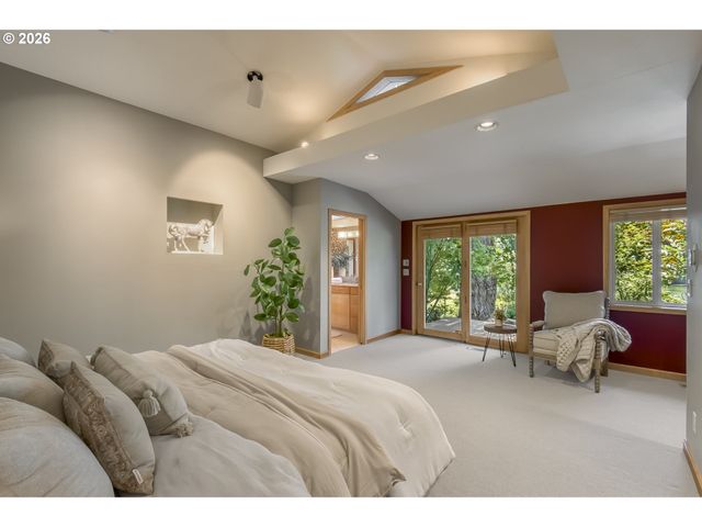 1250 Se RIVER FOREST Ln, Milwaukie, OR 97267